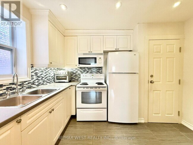 Photo du bâtiment - 132 Avenue Rd