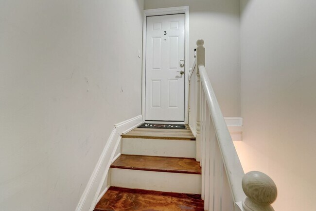 Foto del edificio - Calvert Street Unit 3 (N.)