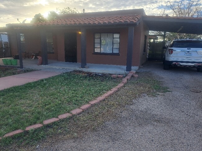 Building Photo - 7817 West Dr