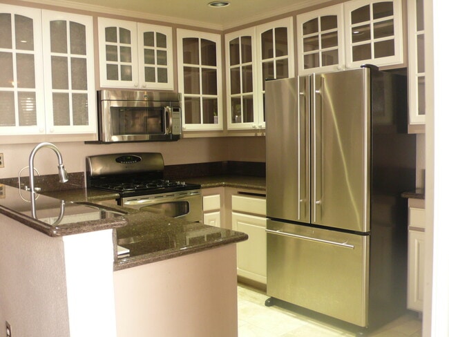 Foto del edificio - Gorgeous 3 Bed, 2.5 Bath Townhome In Ranch...