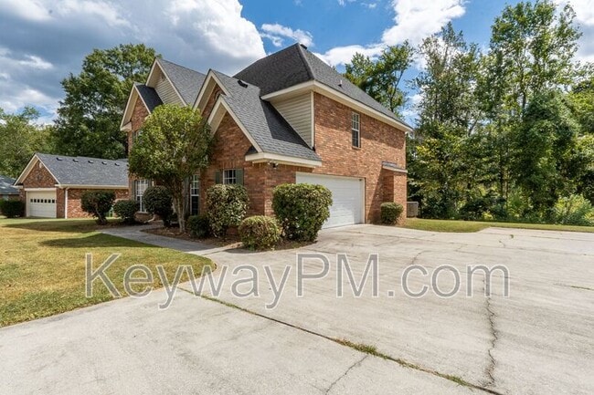 Building Photo - 5780 Carriage Hills Dr