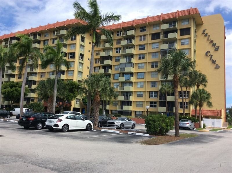 Foto principal - 777 S Federal Hwy