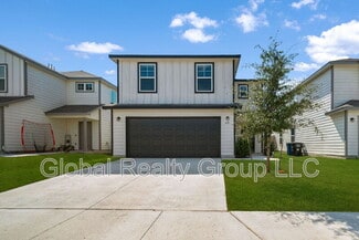 Building Photo - 418 Russian Sage