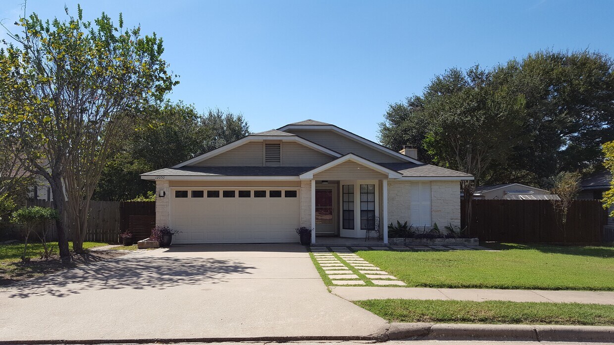 Primary Photo - 12050 Trotwood Drive