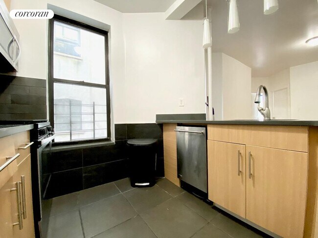 Foto del edificio - 508 W 136th St