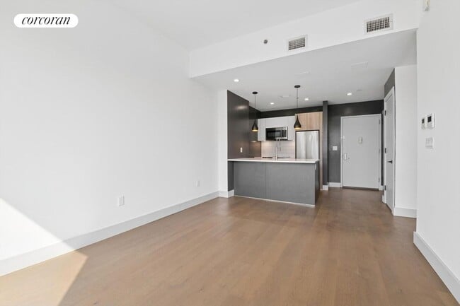 Building Photo - 1325 Herkimer St