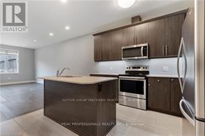 Photo du bâtiment - 1375 Whetherfield St