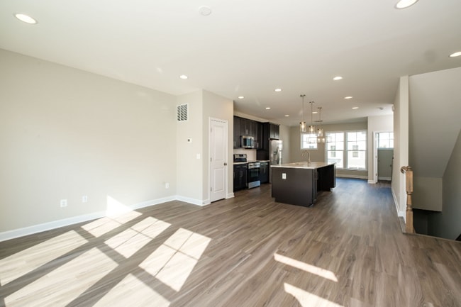 Building Photo - 3491 Monterey Dr