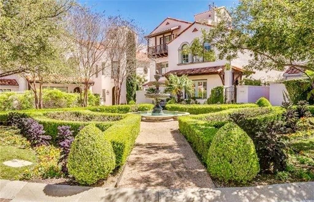 Primary Photo - 216 Casa Blanca Cir