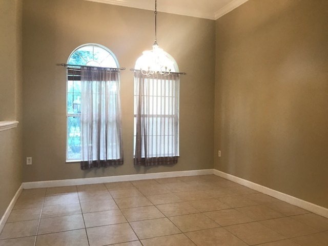 Building Photo - 4 Bedroom Home in Grand Island Florida