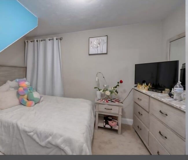 Building Photo - 204 N Franklin St