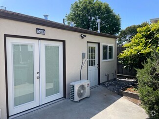Building Photo - 140 Santa Helena Ave