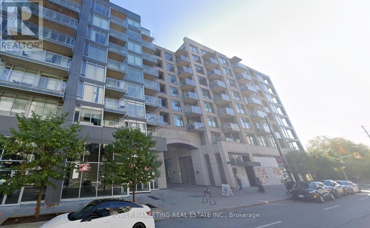 Photo principale - 98-298 Richmond Rd