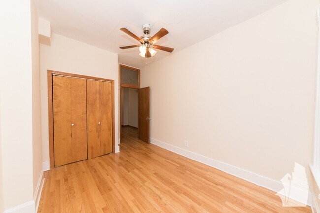 Foto del edificio - 1206 W Wrightwood Ave