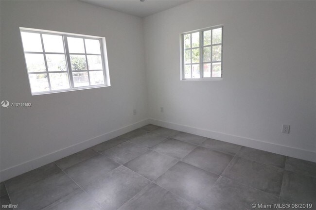 Building Photo - 3 br, 2 bath House - 1610 NW 53rd St
