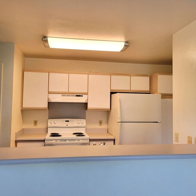 Foto del edificio - Northpointe Townhouse - 2 bedrooms, 2 baths, 2 parkings