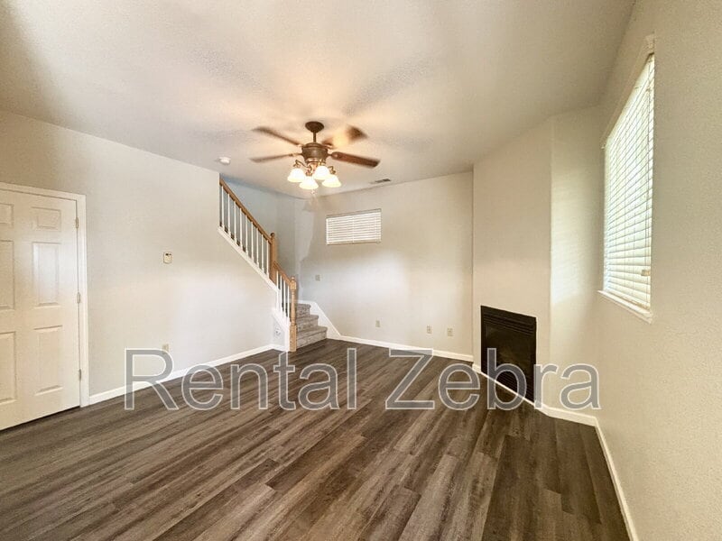 Photo - 722 W. 18th St