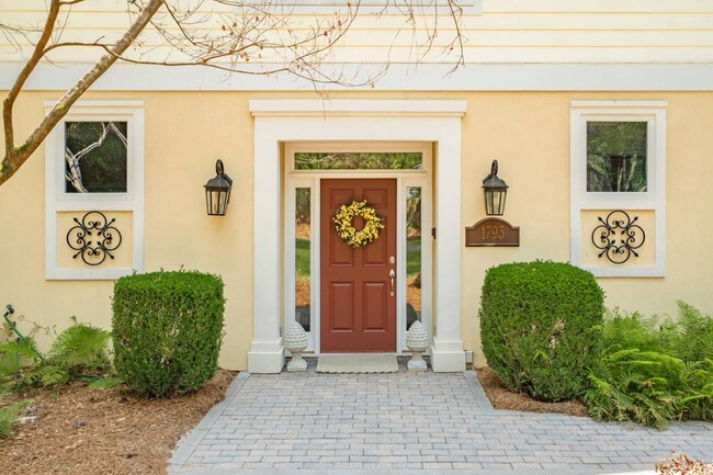 Foto del edificio - 1793 Highland Park Ave