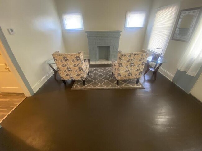 Foto del edificio - 3826 E 78th St