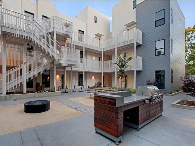 Foto del edificio - ONYX Midtown Apartments