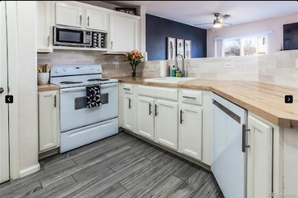 Foto del edificio - 1625 Oak Creek Dr