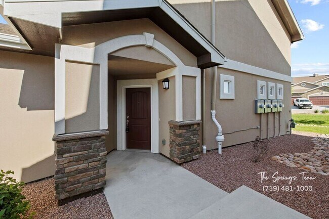 Foto del edificio - 756 Brambleberry Hts