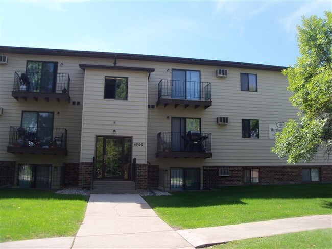 Foto del edificio - 1875 28th Ave S