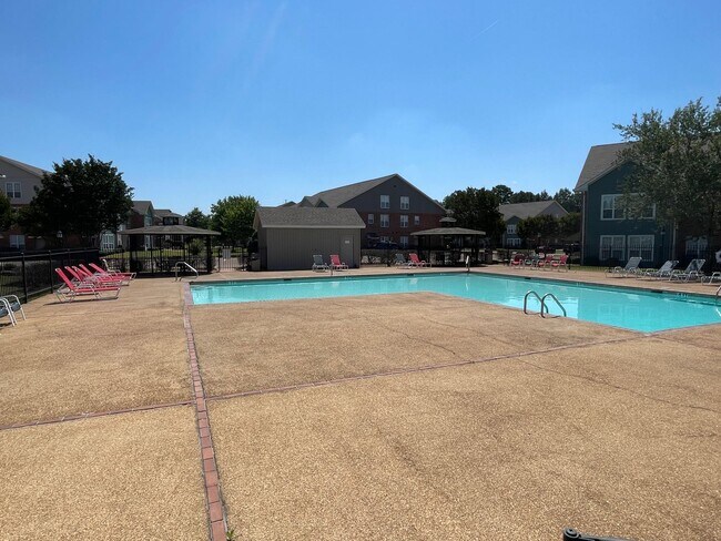 Building Photo - FURNISHED 3BD/3BA FOR RENT