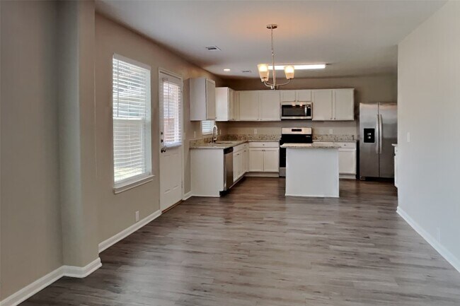 Foto del edificio - 4714 Pin Oak Creek Ln