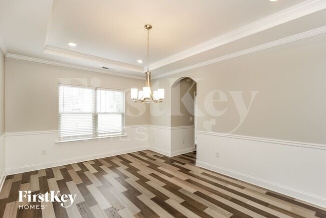 Building Photo - 38 Foothills Pkwy NE