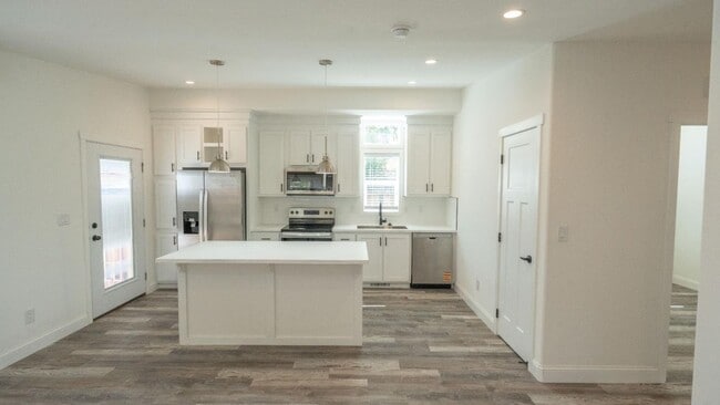 Foto del edificio - 59 Crocker Ct