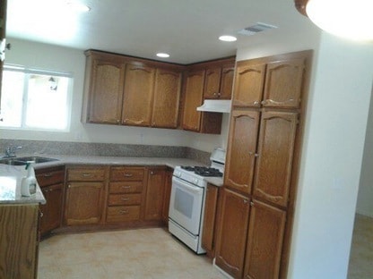 Building Photo - 6213 Almond Ave