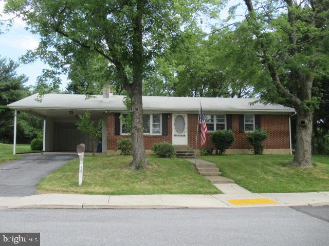 Primary Photo - 13 Suffolk Rd