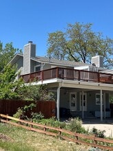 Building Photo - 332 S Carr Ave W