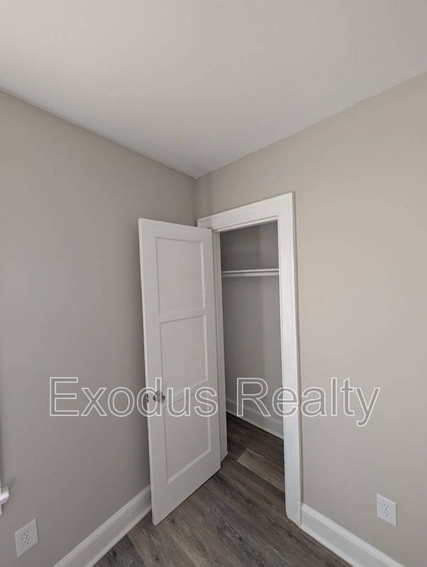 Building Photo - 1011 S 7th St