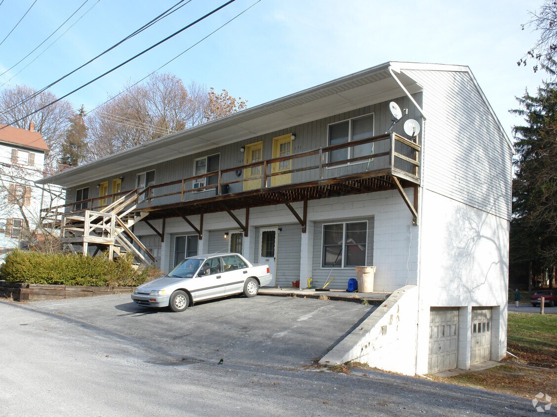 165171 S Ridge St, Bellefonte, PA 16823 Apartments in Bellefonte, PA