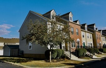 Building Photo - 8330 Bruntsfield Rd