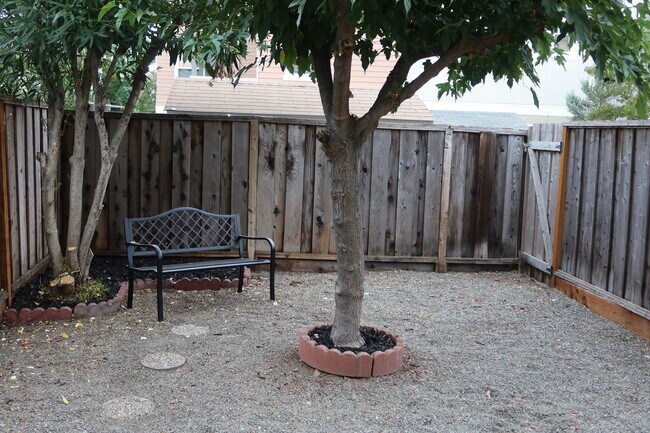 Foto del edificio - 1039 S Livermore Ave