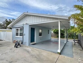 Building Photo - 3815 1st Ave N