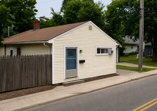 Building Photo - 1728 Pierce St