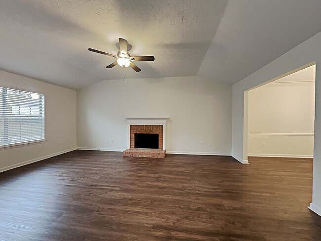 Foto del edificio - 3589 Dyer Parke Lane SW
