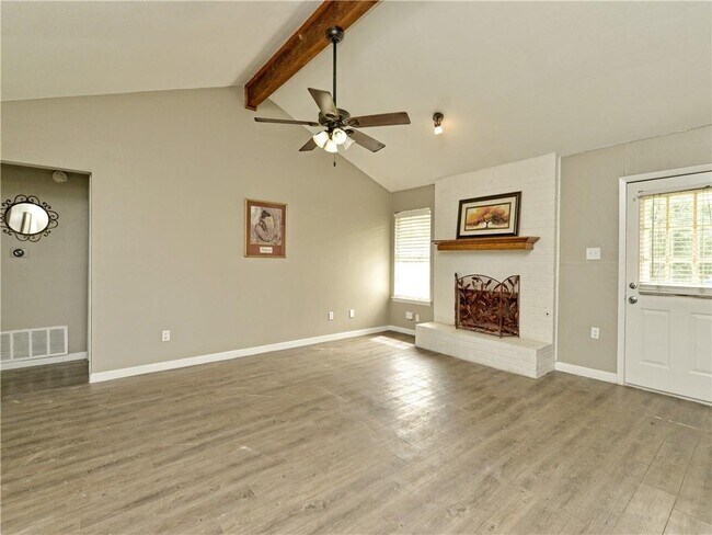 Building Photo - 2312 Frontier Trail