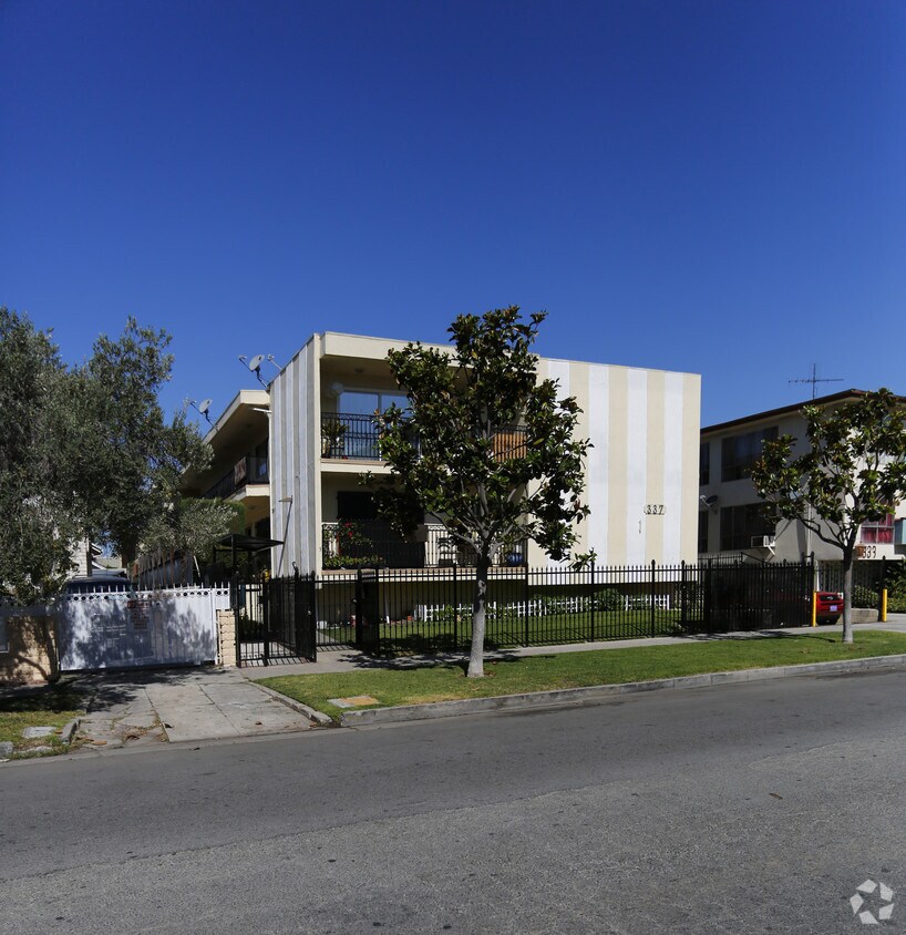 Foto del edificio - 337 S Serrano Ave