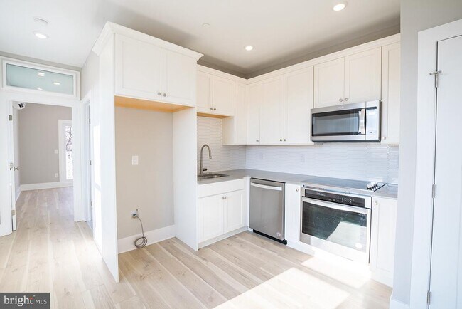 Foto del edificio - 720 N Preston St