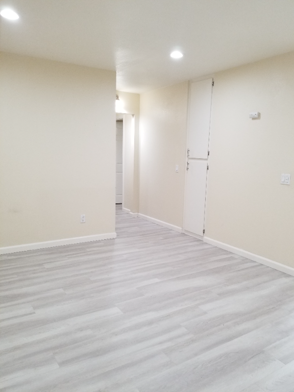 Foto del edificio - 9650 Winter Gardens Blvd