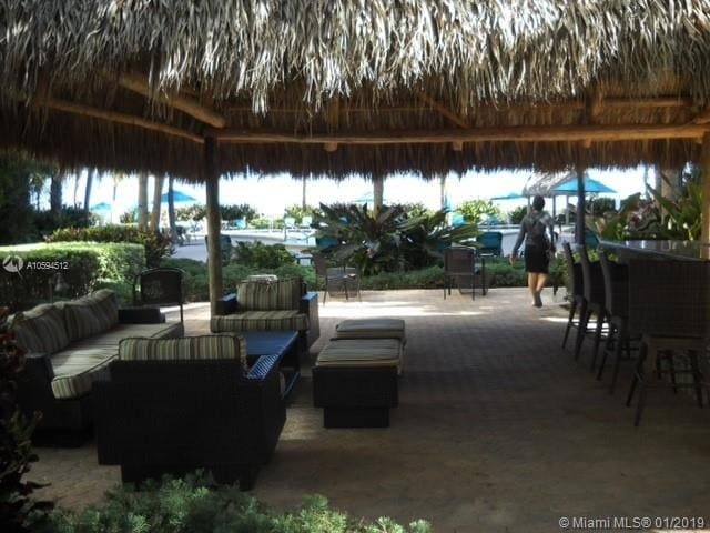 Building Photo - 3901 S Ocean Dr