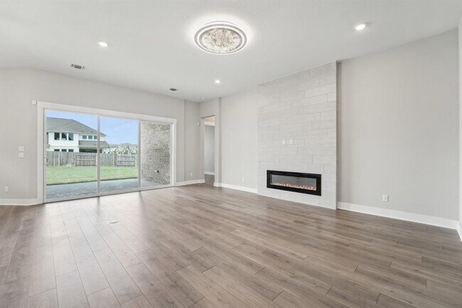 Building Photo - 4216 Caroline Mae Cv
