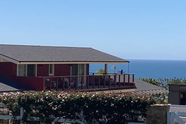 Foto del edificio - 27545 Pacific Coast Hwy