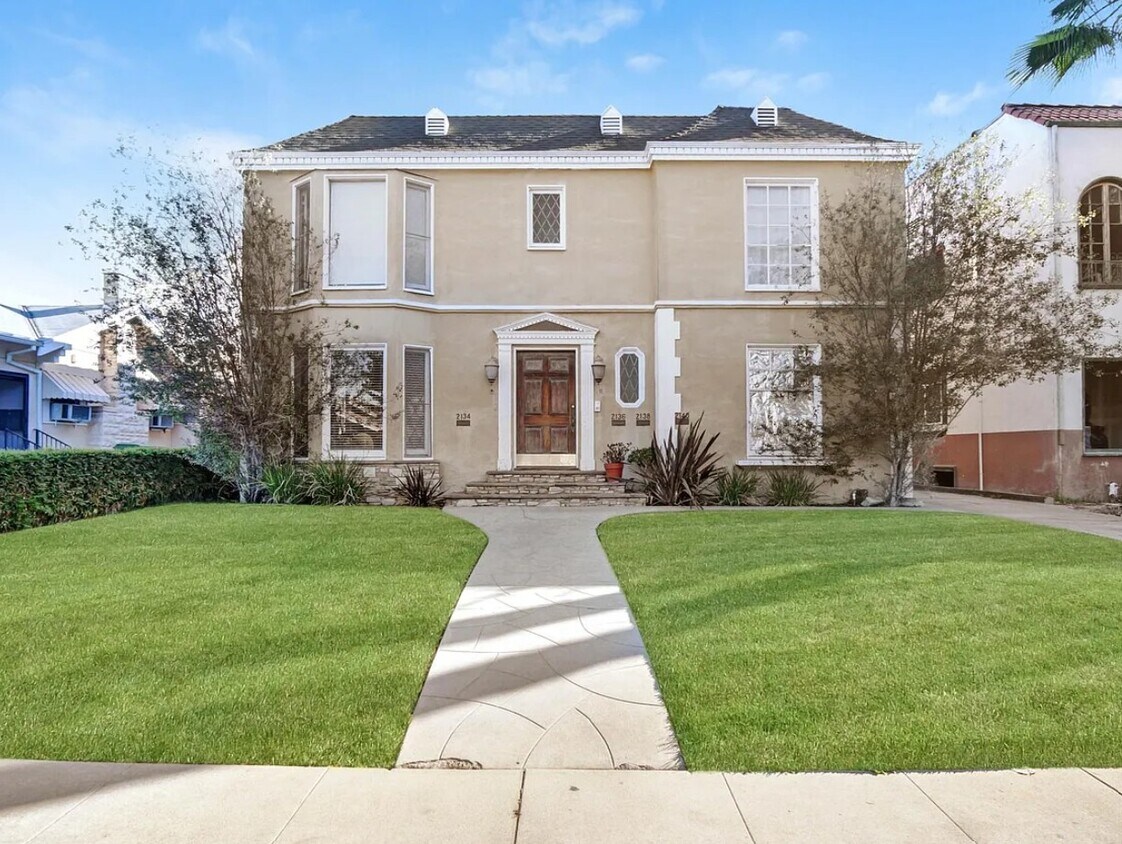 Foto principal - 2136 7th Ave