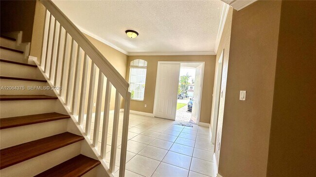 Foto del edificio - 8102 SW 118th Pl